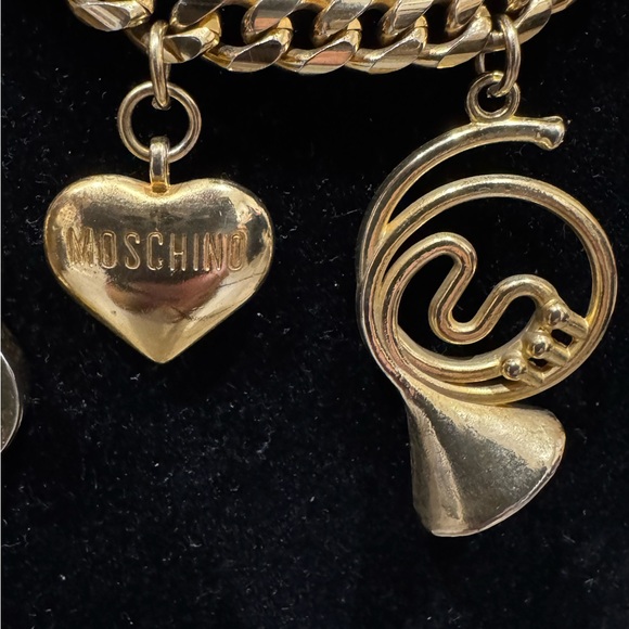 Moschino Vintage Gold Musical Charm Bracelet/Anklet/Bag Charm - Picture 3 of 5